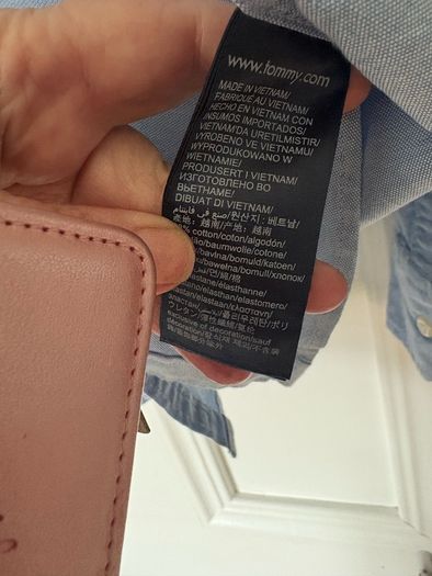 mans Tommy Hilfiger shirt