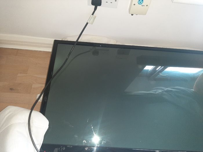 Samsung 48" TV