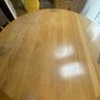 Round dining table Image 3