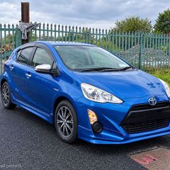 2015 Toyota Aqua Hybrid 1.5L Full Option