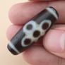 Antique Himalayan Flower Motif Energy Agate Dzi Talisman Image 5