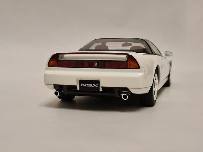 Honda NSX Type-r Otto mobile 1/18 New In Box