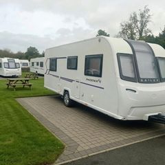 Bailey Phoenix caravan 4 berth with island bed