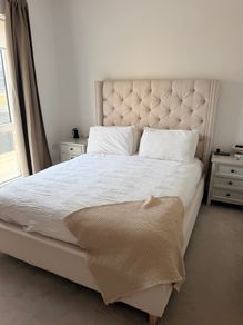 Diamond Furniture Astoria King Size Bed Frame