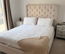 Diamond Furniture Astoria King Size Bed Frame