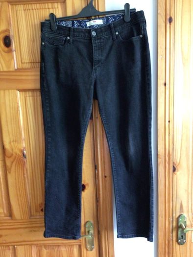 Mens Black Denim Levi 525 Straight Leg Jeans W36 L 29  includes Postage