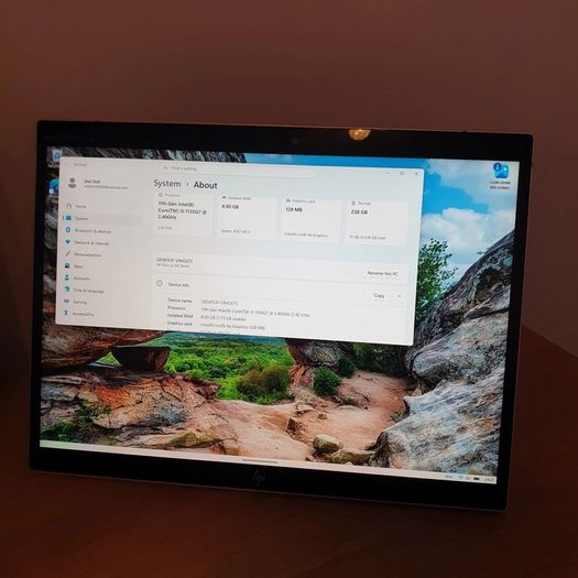HP Elite X2 G8, 8gb , 256gb, 11th gen, perfect order