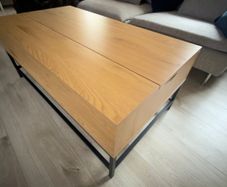 BRAND NEW Coffe table with Hidden storage, lift-top and soft closure in warm oak colour