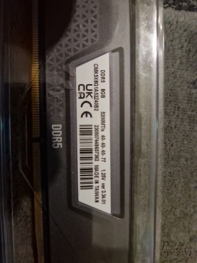 2x8gb Corsair vengeance 5200mhz ram