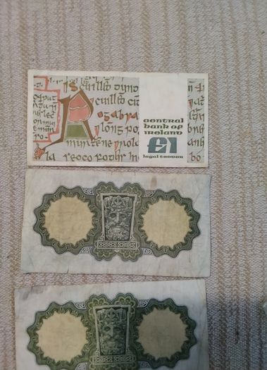 Notes Four Eire Banknotes