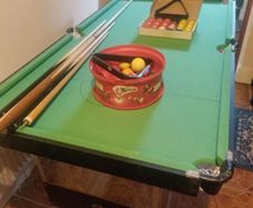 Pool table