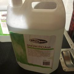 Showtec Snow Fluid Liquid for Snow Machines