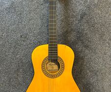 Guitar for sale