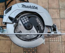 Makita HS7611J/2 240V 190mm Circular Saw with case