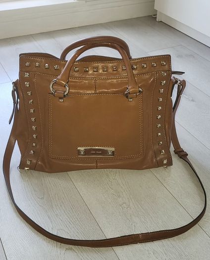 Leather bag