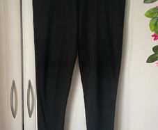 bottoms Victoria secret pink black yoga bottoms med