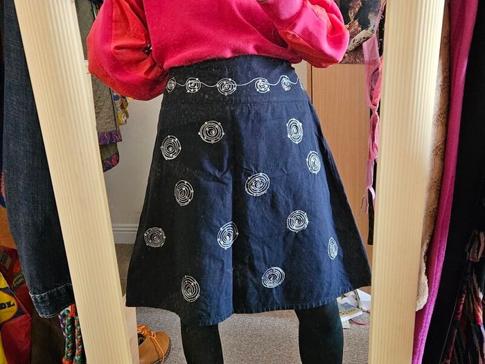 Vintage 1990s Y2K fairycore black cotton linen mini skirt 16