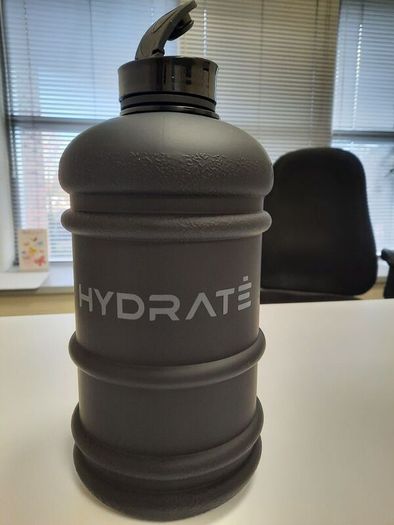 Brand new Hydrate water bottle