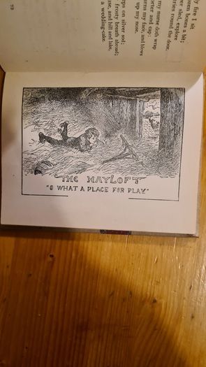 Children's Books. 1x Old Mother Hubbard. 2 X The Gingerbread Man. 3x The Childs Garden Of Verse. By Robert Louis Stevenson Illustrated.