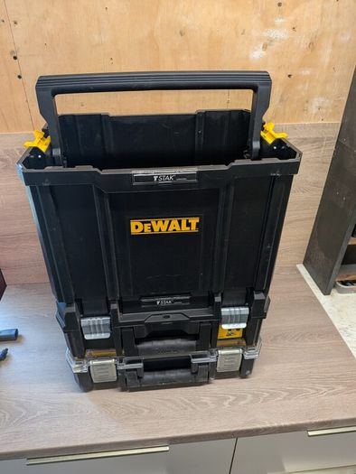 Dewalt T staks x3