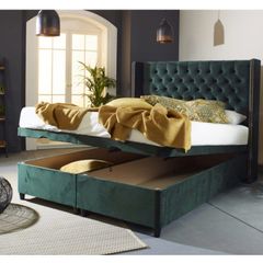 King size bed with mattress