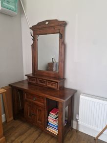 Hall Dresser