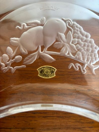 A set of 4 vintage Val St Lambert plates