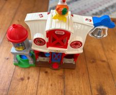 Fisher Price Farm & animals