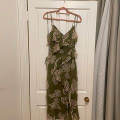 green zara dress