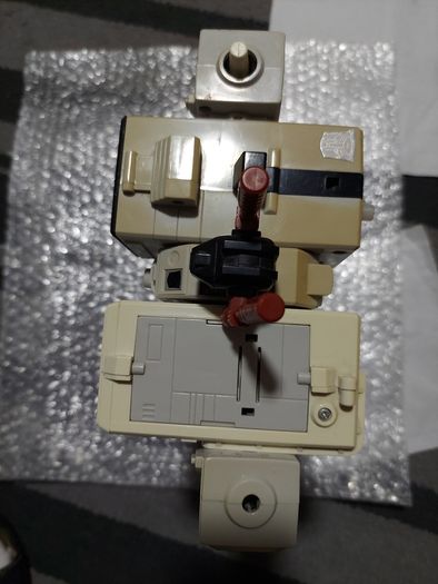 Transformer G1  Metroplex