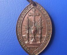 GUILD OF SERVANTS OF THE SANCTUARY (Anglican Church) - an antique alter server's medal (c.1890s to c.1920s)