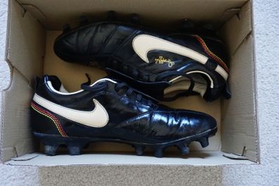 Football Boots Nike Tiempo R10 Black (2006) Size 7.5UK FG