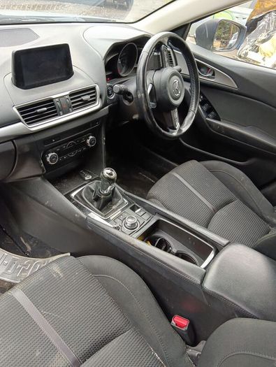 Breaking Mazda 3 2019 1.5
