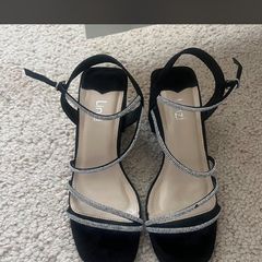 strappy black sandal