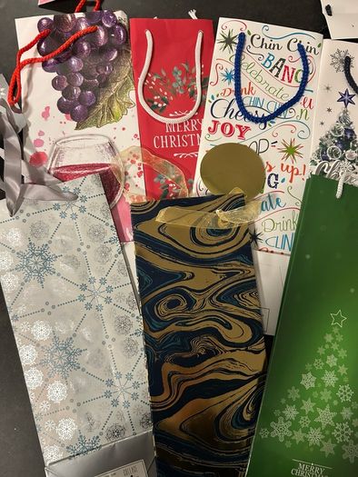 7 Bottle Gift Bags