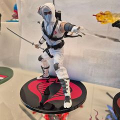 mezco 1/12 gi joe storm shadow