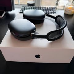 Apple AirPods Max USB-C Headphones Genuine with proof