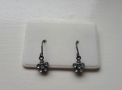 Earrings and necklace set
