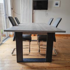 Dining Table & Chairs