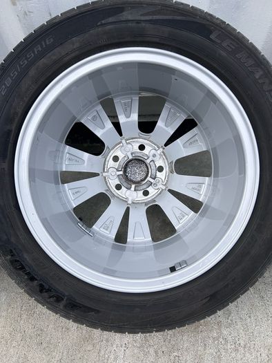 Genuine Volkswagen 16" Alloy Wheels
