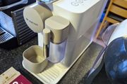 DeLonghi Nespresso Lattissima One