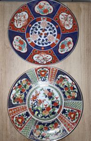 2 Japanese Imari plates,  D 16 cm