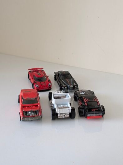 Hot Wheels Die-cast Car Collection - Set of 5