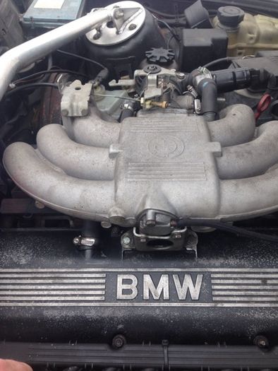 E30 inlet manifold
