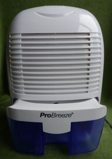 Pro Breeze 500ml Premium Dehumidifier for Damp, Mould, Moisture in Home, Kitchen, Bedroom, Caravan, Office, Garage