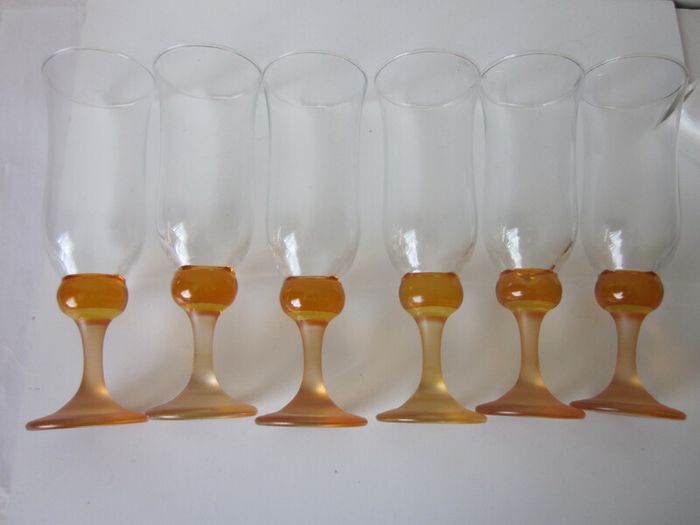 Set of 6 Vintage Amber Bubble Stem Champagne Glass Flutes 18.5cm