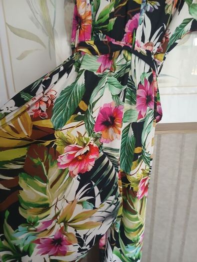 Tia Occasion jumpsuit  brand new with tags