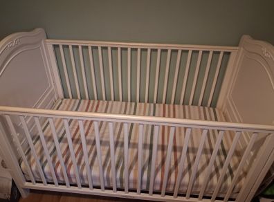 Cot bed