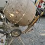 Concrete mixer Image 2