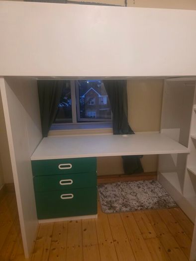 bunk bed